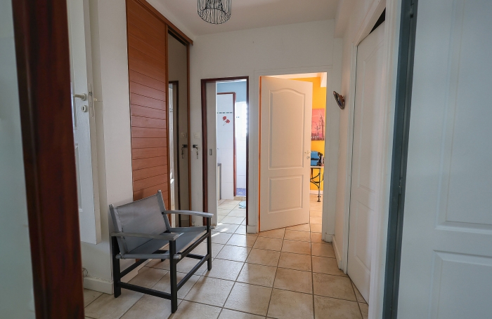 ✨ Villa familiale avec piscine, vue mer et accès plage à pied   Secteur prisé du Helleux, Sainte-Anne ✨