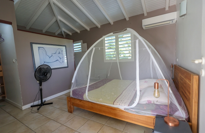 ✨ Villa familiale avec piscine, vue mer et accès plage à pied   Secteur prisé du Helleux, Sainte-Anne ✨