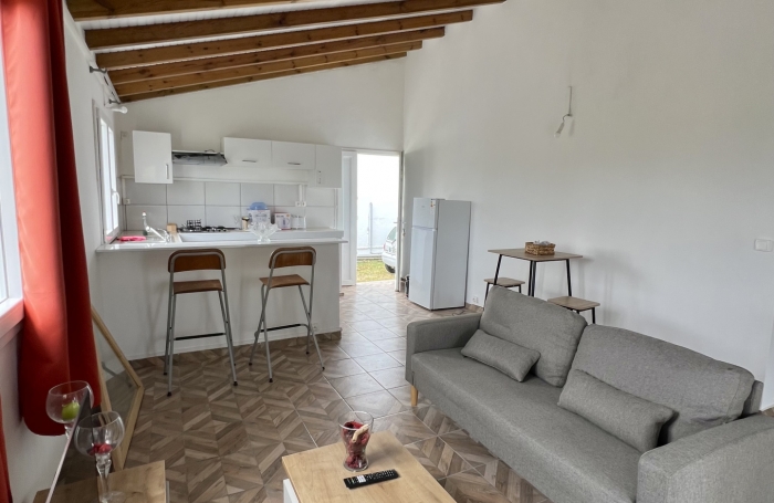 Jolie maison T3 r&eacute;cente meubl&eacute;e &agrave; louer dans la campagne de Sainte Anne