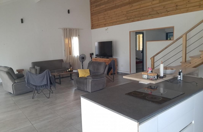 Vente Maison 162m&sup2; 5 pièces Capesterre Belle Eau