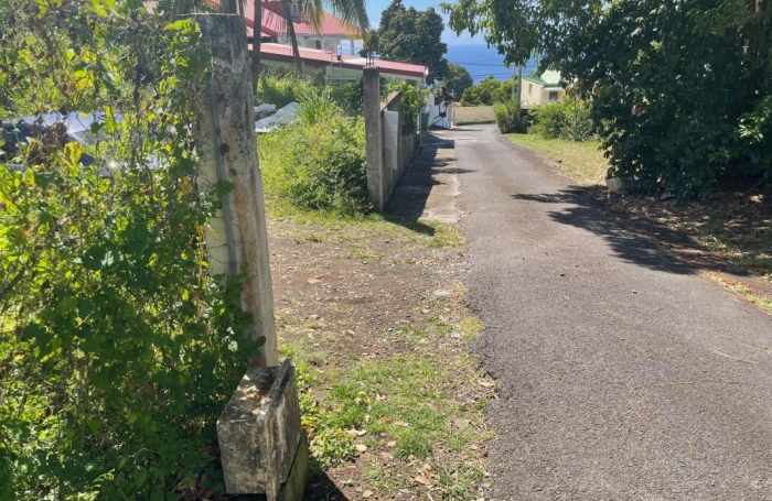 Vente Terrain 545m&sup2; Gourbeyre