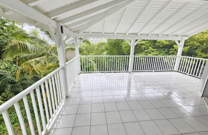 Villa F4 + T2 indépendant