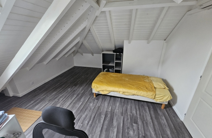 Villa F4 + T2 indépendant