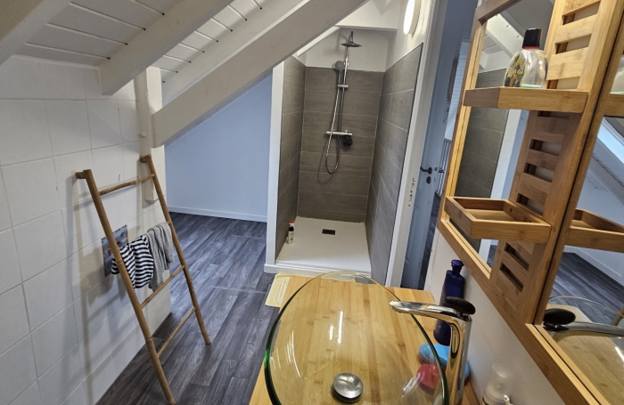 Villa F4 + T2 indépendant