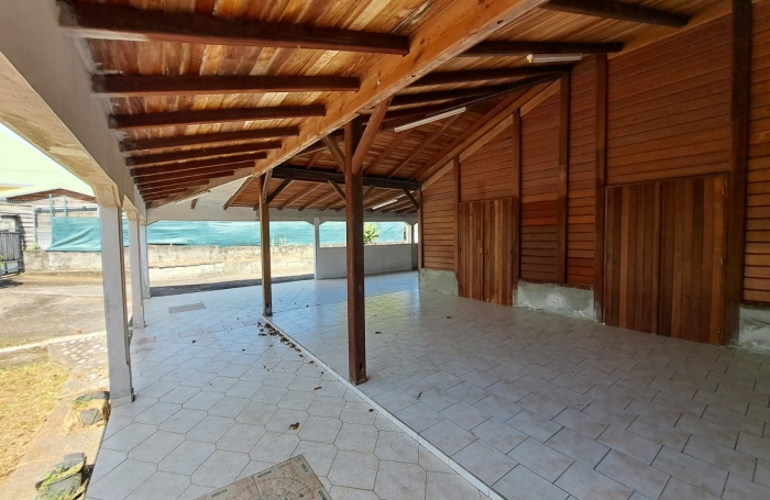 MAISON F4 DANS LOTISSEMENT, IDEALEMENT SITUEE