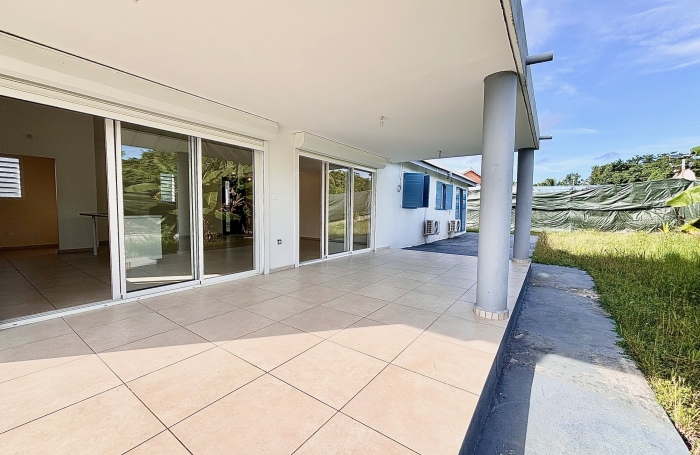 Maison 4 pi&egrave;ces  -  Baie-Mahault