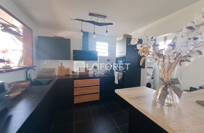 Vente Maison 77.46m&sup2; 4 pi&egrave;ces Lamentin