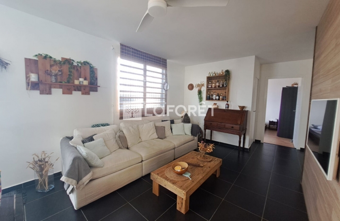 Vente Maison 77.46m&sup2; 4 pi&egrave;ces Lamentin