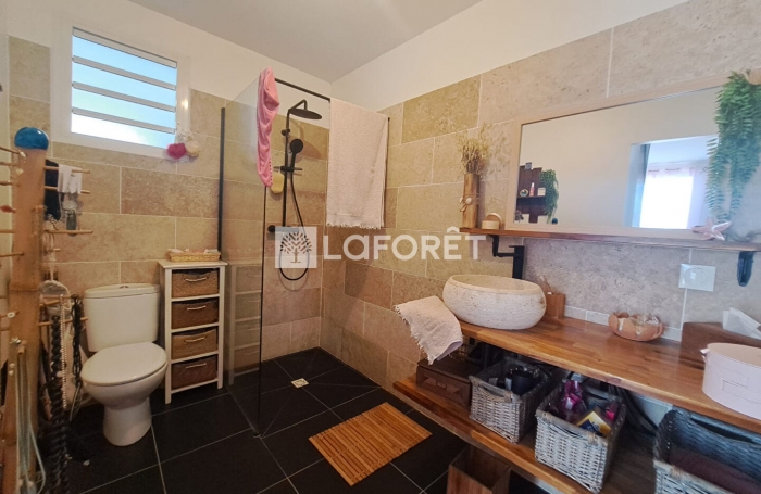 Vente Maison 77.46m&sup2; 4 pi&egrave;ces Lamentin