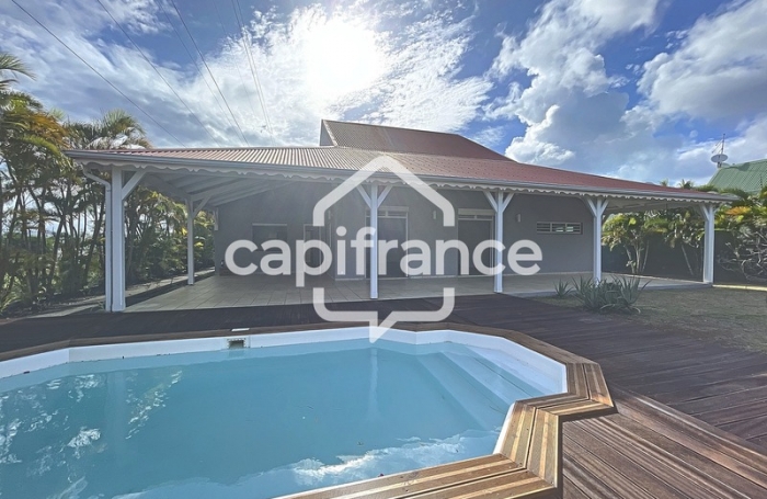 Location Maison 189m&sup2; 6 pièces Baie Mahault
