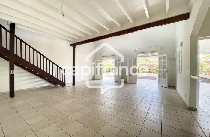 Location Maison 189m&sup2; 6 pièces Baie Mahault