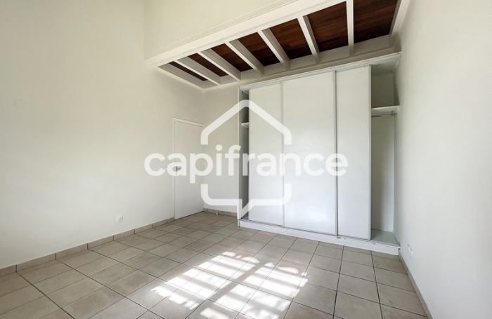 Location Maison 189m&sup2; 6 pièces Baie Mahault