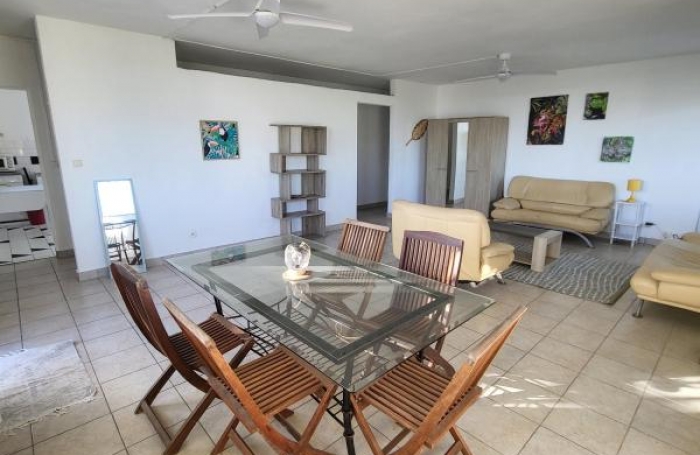 Vente Maison 174m&sup2; 7 pièces Gosier