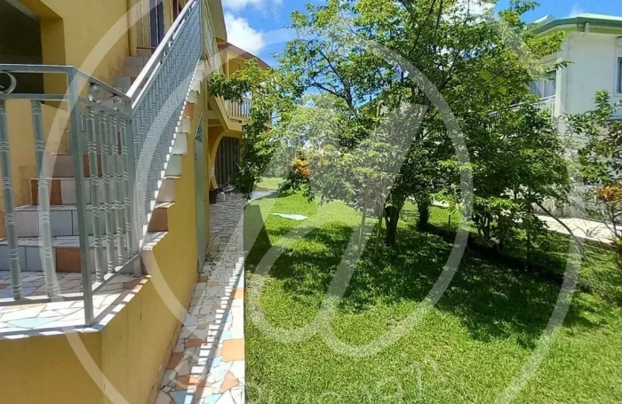 Vente Maison 6 pièces Les Abymes