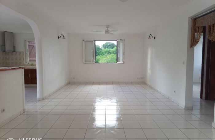Location Appartement 80.97m&sup2; 3 pièces Sainte Anne
