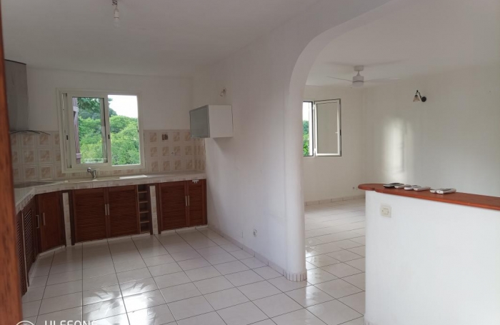 Location Appartement 80.97m&sup2; 3 pièces Sainte Anne