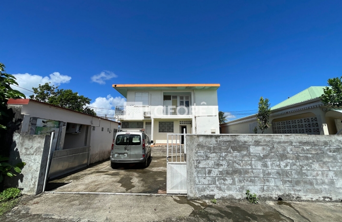 Vente Local commercial 188m&sup2; Sainte Rose