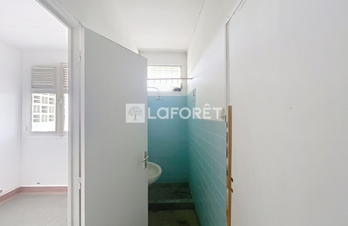 Vente Local commercial 188m&sup2; Sainte Rose