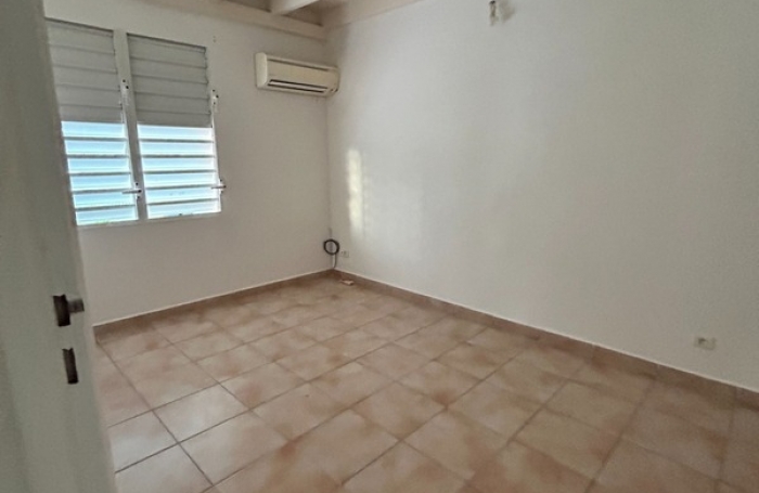 Vente Maison 104m&sup2; 6 pièces Baie Mahault