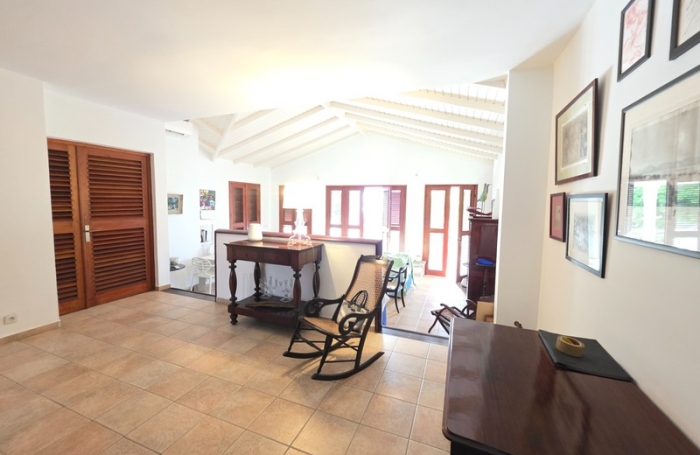 Vente Maison 320m&sup2; 7 pièces Gosier