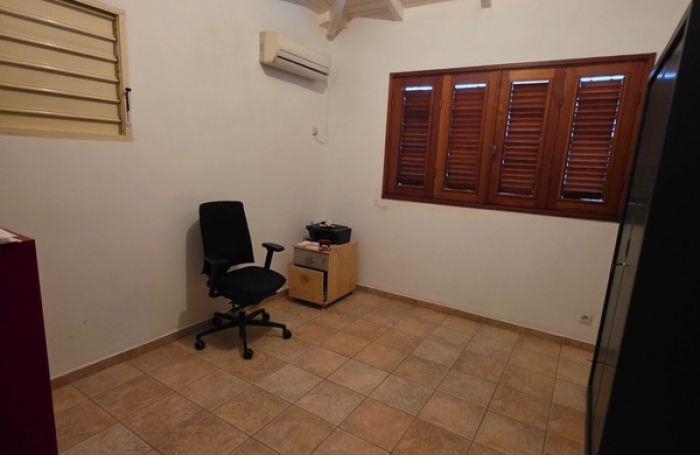 Vente Maison 320m&sup2; 7 pièces Gosier