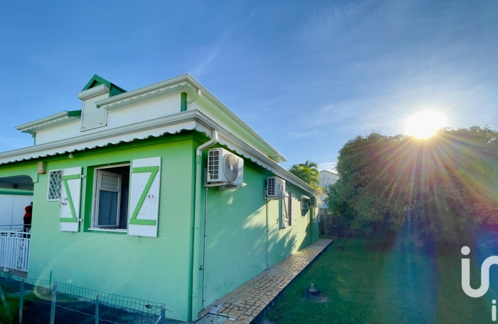Vente Maison 155m&sup2; 6 pièces Baie Mahault