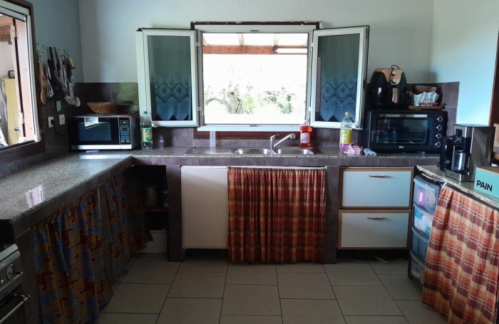 Vente Maison 94.26m&sup2; 4 pièces Sainte Rose