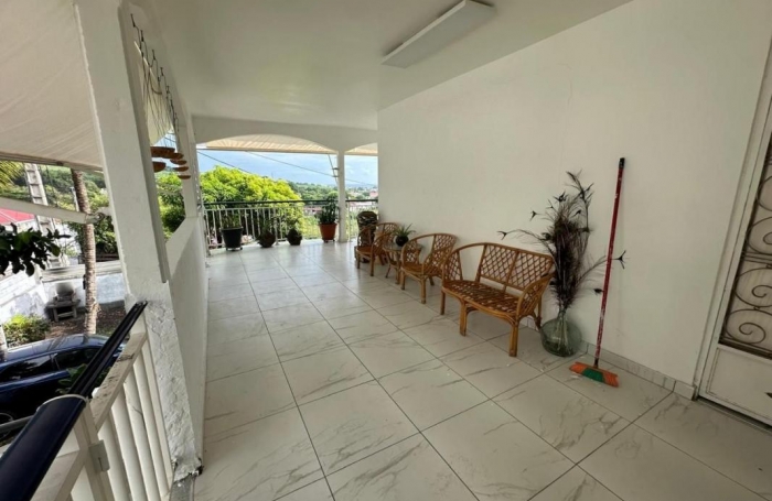 Location Appartement 170.63m&sup2; 4 pièces Baillif