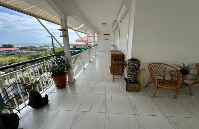 Location Appartement 170.63m&sup2; 4 pièces Baillif