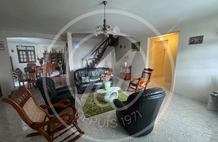 Vente Maison 197m&sup2; 6 pi&#232;ces Petit-Bourg