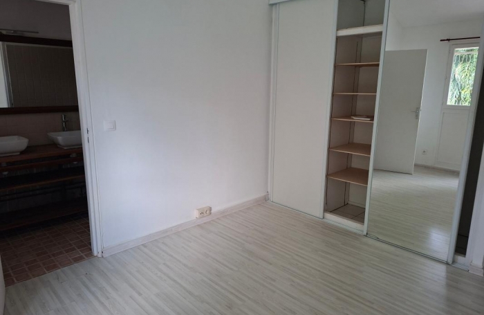 Location Appartement 88.19m&sup2; 3 pi&#232;ces Gosier