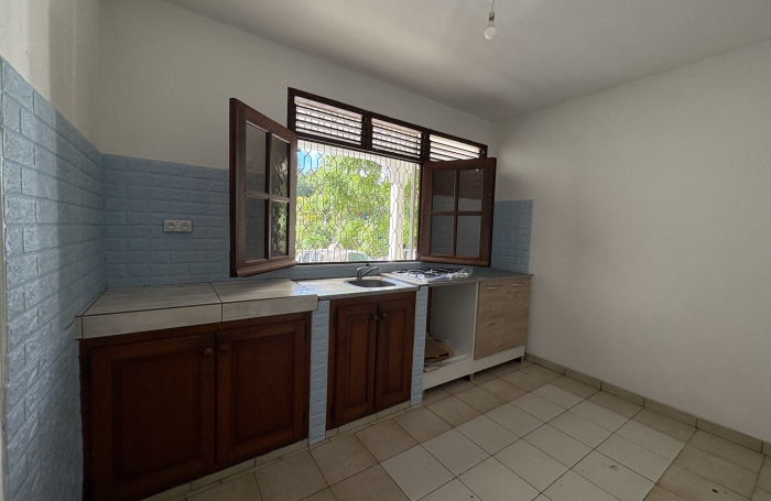 BAS DE VILLA T2 LA BOUAYE