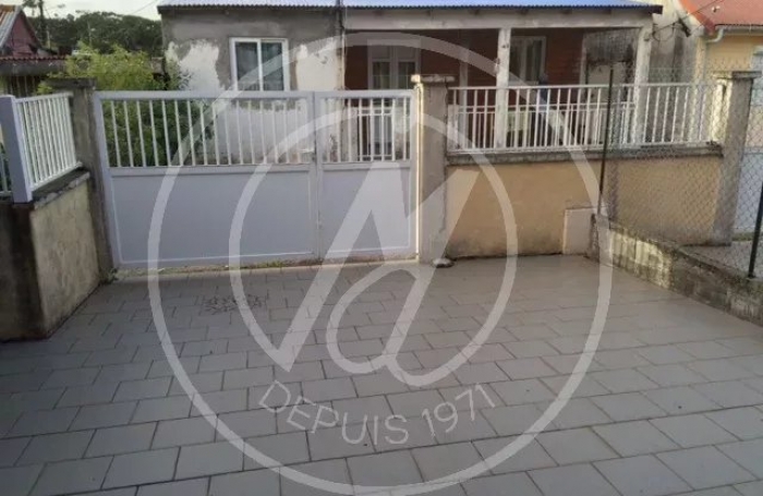 Location Appartement 69m&sup2; 3 pièces Petit-Bourg