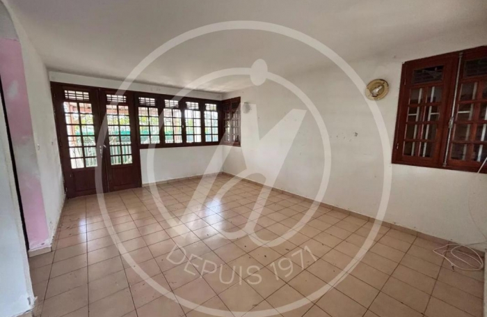 Vente Maison 160m&sup2; 6 pi&#232;ces Baie Mahault