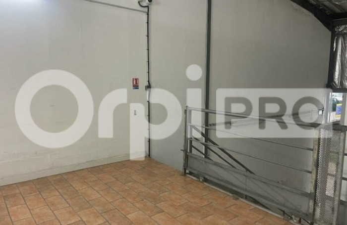 Louez avec BOUTAREL ORPi votre local avec espace de vente et d&eacute;p&ocirc;t attenant