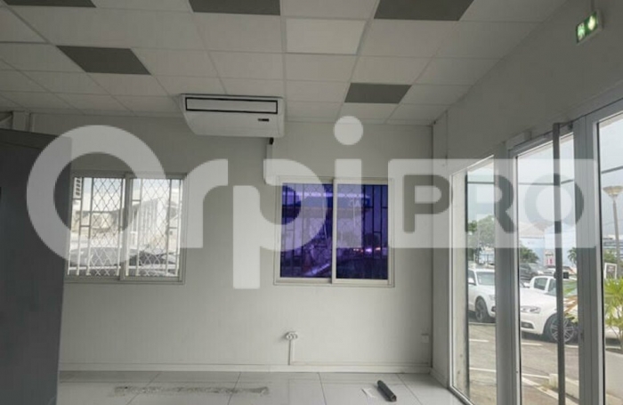 Louez avec BOUTAREL ORPi votre local avec espace de vente et d&eacute;p&ocirc;t attenant