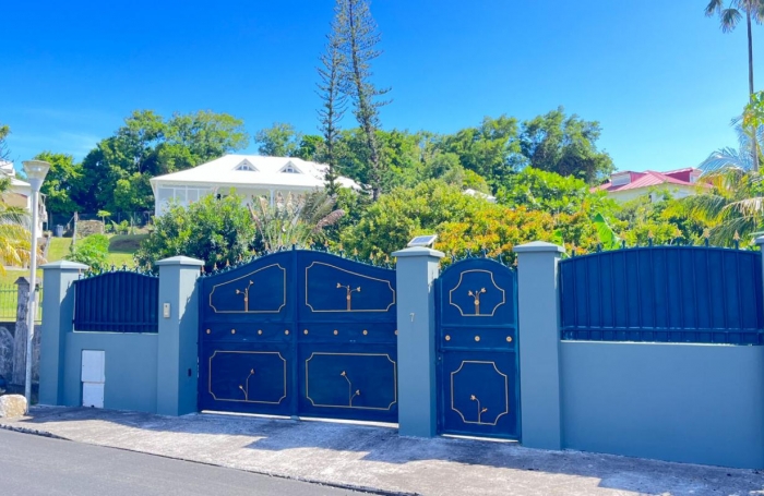 Vente Maison 200m&sup2; 6 pièces Gourbeyre