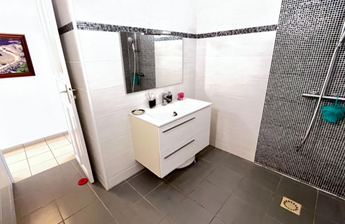 Vente Maison 200m&sup2; 6 pièces Gourbeyre