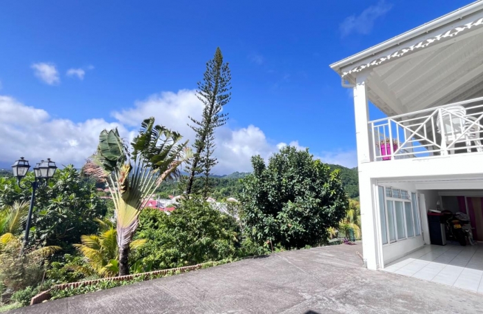 Vente Maison 200m&sup2; 6 pièces Gourbeyre