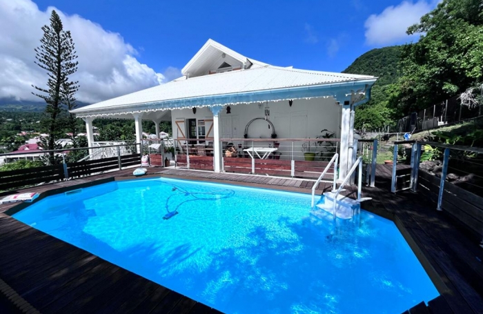 Vente Maison 200m&sup2; 6 pièces Gourbeyre