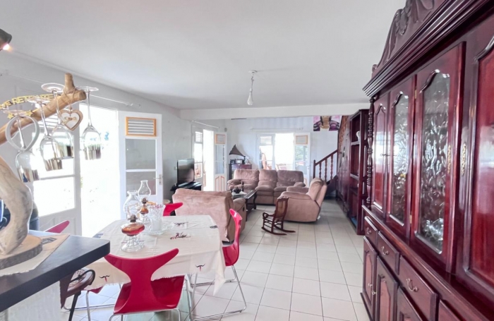 Vente Maison 200m&sup2; 6 pièces Gourbeyre