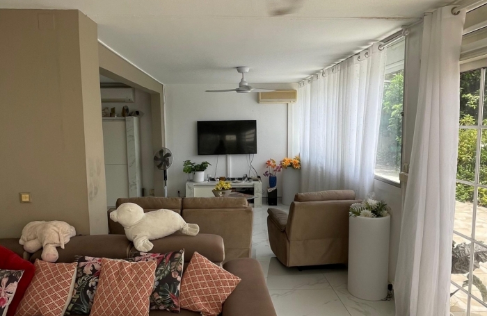 Vente Maison 431m&sup2; 13 pièces Les Abymes