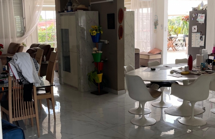 Vente Maison 431m&sup2; 13 pièces Les Abymes