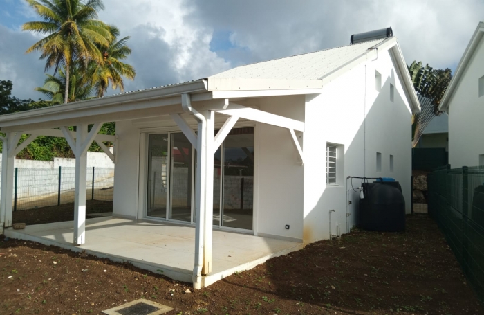 VILLA T4 en R+1 - VERNOU 97170 PETIT-BOURG