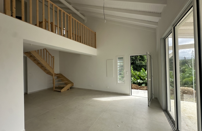VILLA T4 en R+1 - VERNOU 97170 PETIT-BOURG