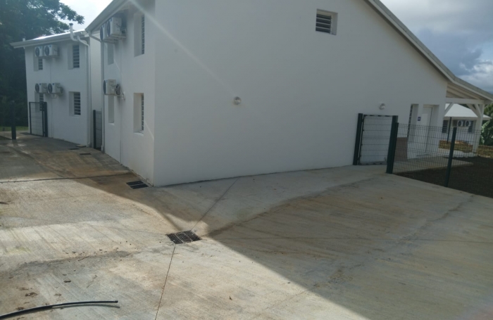 VILLA T4 en R+1 - VERNOU 97170 PETIT-BOURG