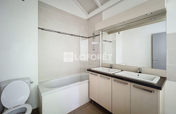 Location Maison 83.24m² 4 pièces Saint François