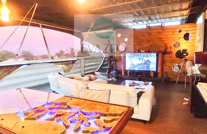 Propri&eacute;t&eacute; 320m2 - 7 chambres - Vue mer - Piscine - SAINTE-ROSE