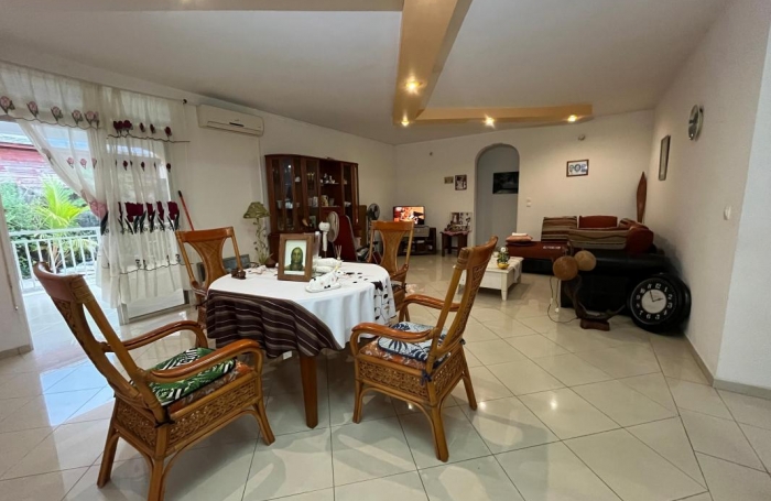 Vente Maison 115.47m&sup2; 4 pièces Sainte Rose