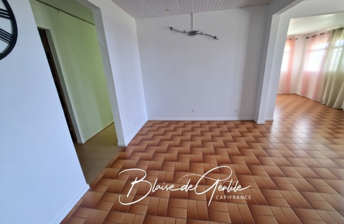 Vente Maison 115m&sup2; 4 pièces Saint Claude